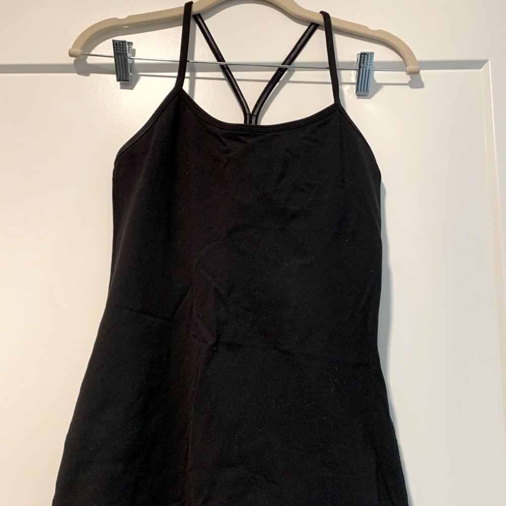 Lululemon Y tank- black